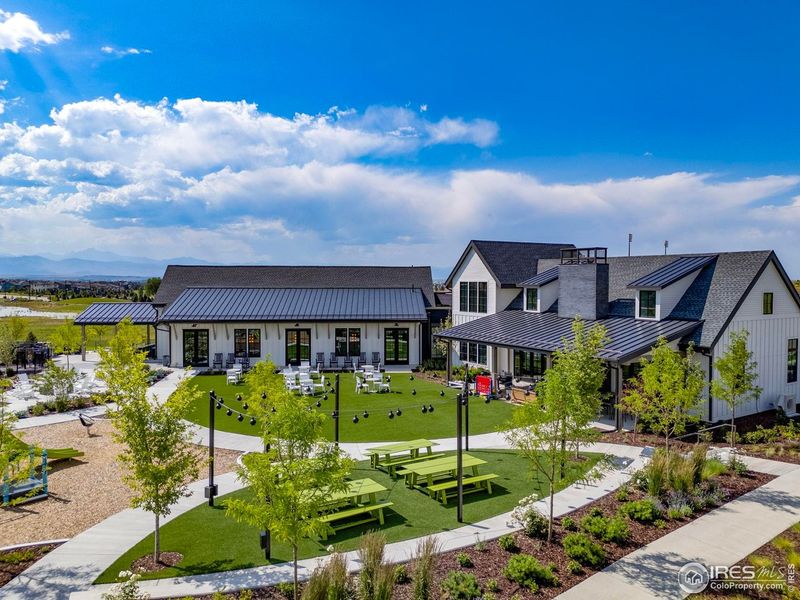 Community amenities in , Erie (Image 30).