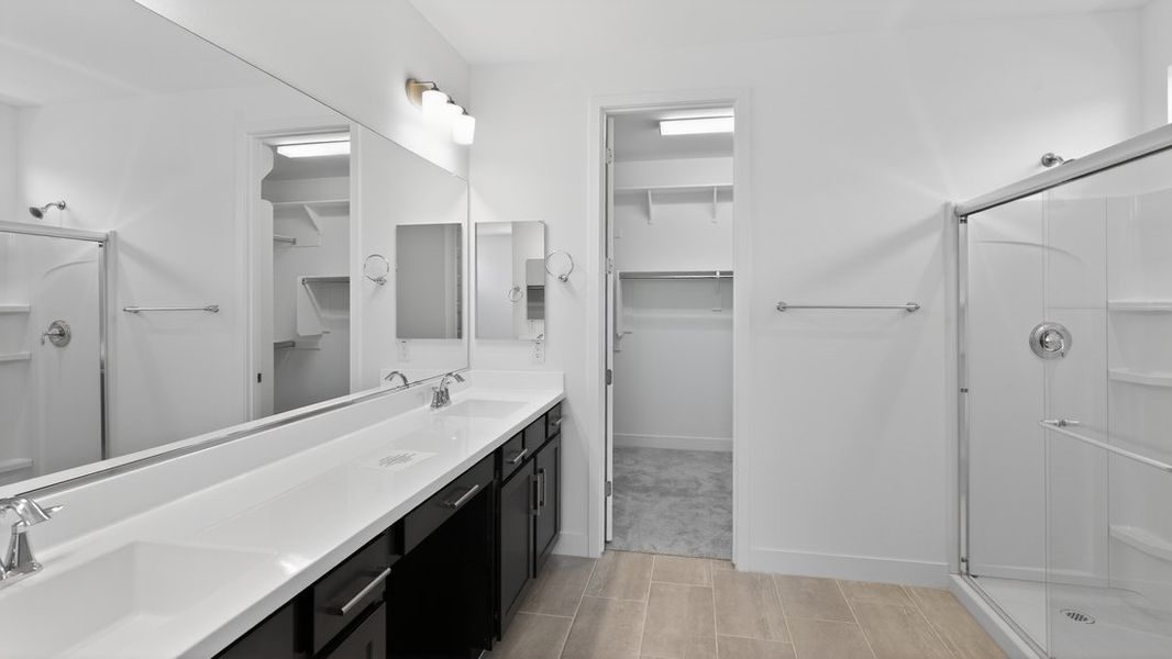 Furnished interior view inside a new home in Paradisi, Surprise (Image 7).