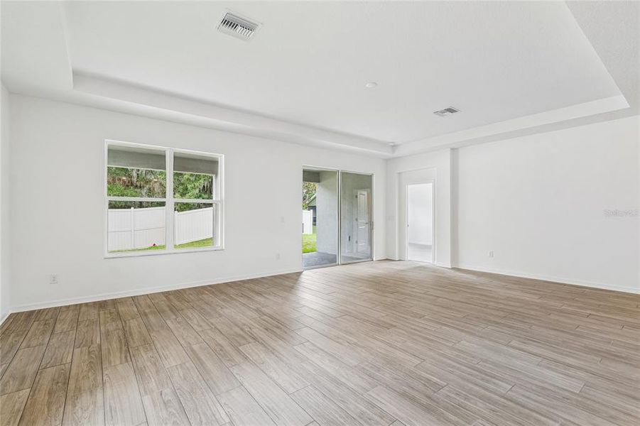 Spacious, unfurnished interior of a new home in Cascades at Southern Hills, Brooksville (Image 61).