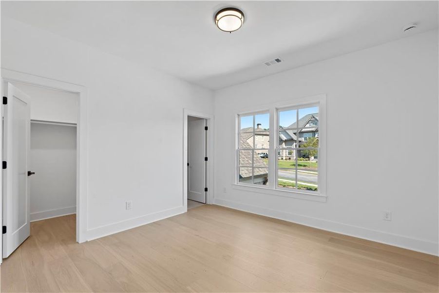 Spacious, unfurnished interior of a new home in , Suwanee (Image 42).