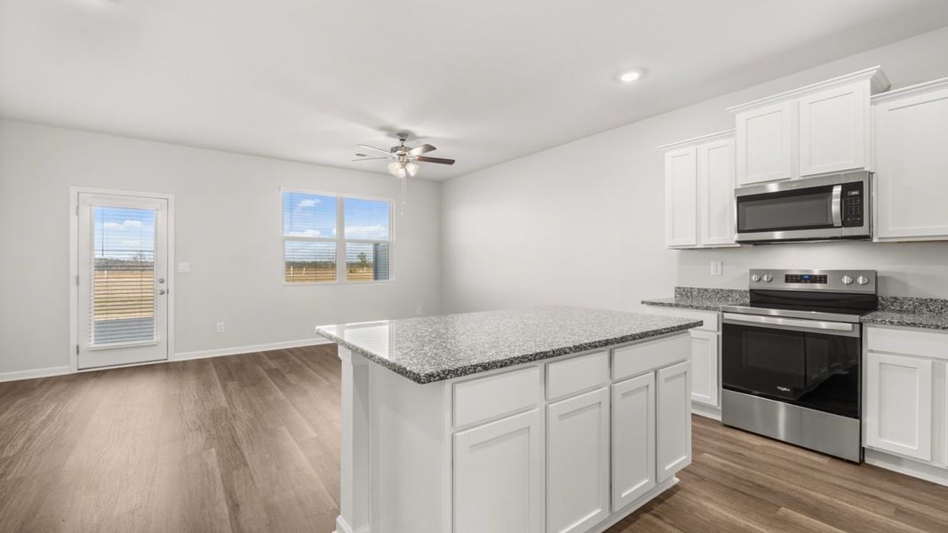 Furnished interior view inside a new home in Weatherstone, Grovetown (Image 6). Furnished interior view inside a new home in Weatherstone, Grovetown (Image 6).