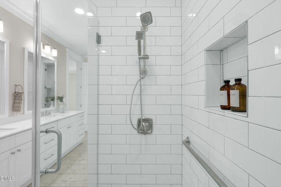 52-web-or-mls-untitled-35