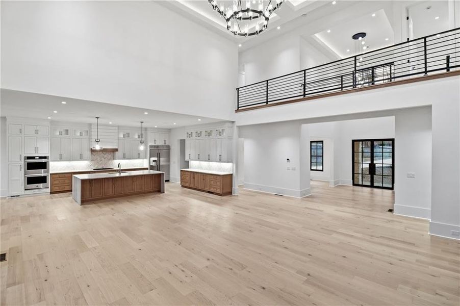 Spacious, unfurnished interior of a new home in , Alpharetta (Image 74).