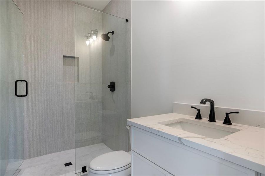 Furnished interior view inside a new home in , Bogart (Image 11).