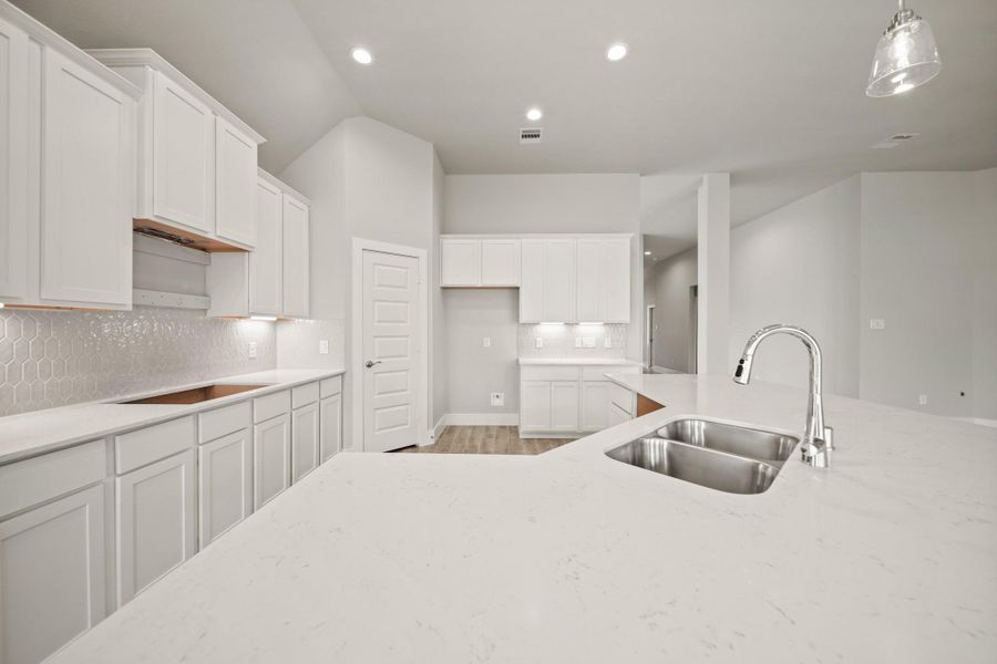 Furnished interior view inside a new home in Beacon Hill, Waller (Image 8). Furnished interior view inside a new home in Beacon Hill, Waller (Image 8).