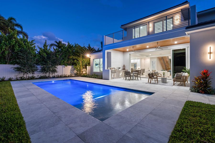 POOL_TO_REAR_SUNSET_DT