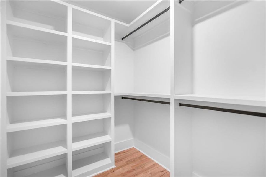 Spacious, unfurnished interior of a new home in , Atlanta (Image 25).