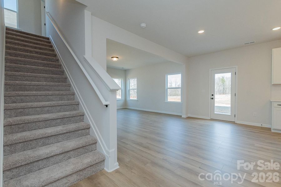 Spacious, unfurnished interior of a new home in Cedar Meadows, Monroe (Image 29).