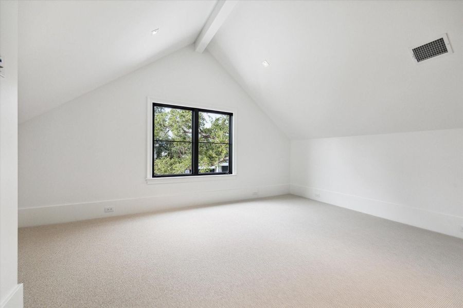 [Secondary Bedroom]Airy, en suite secondary bedrooms have wool carpets, custom-fitted walk-in closets, and luxurious baths.