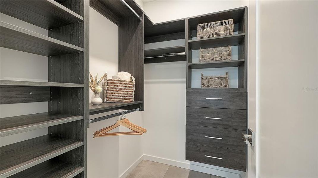 Furnished interior view inside a new home in , Sarasota (Image 73).