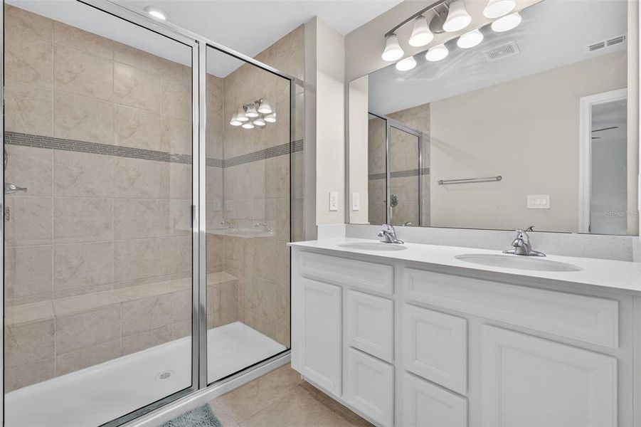 Furnished interior view inside a new home in , Apopka (Image 6).
