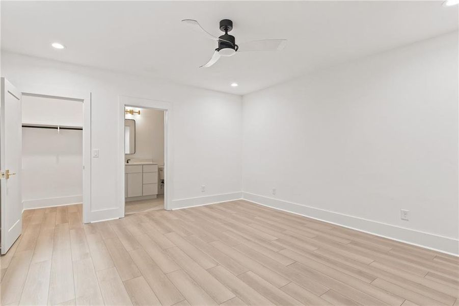 Spacious, unfurnished interior of a new home in , Atlanta (Image 24).