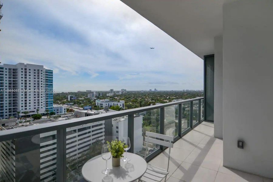 Image 22 of a home in Smart Brickell.
