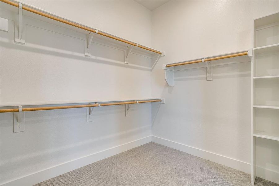 Spacious, unfurnished interior of a new home in Pecan Grove, Burleson (Image 28).