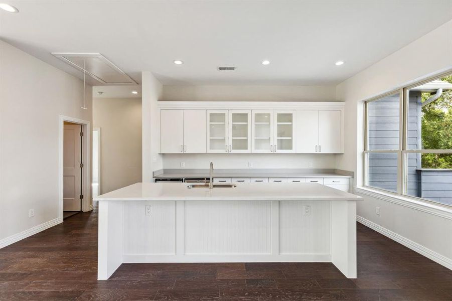 Game room wet bar/kitchen.