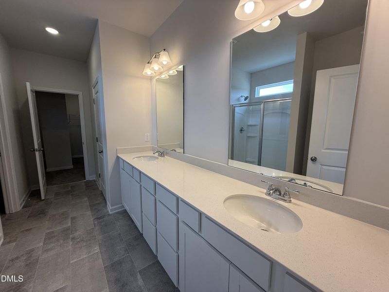 Dual Vanity Dual Vanity