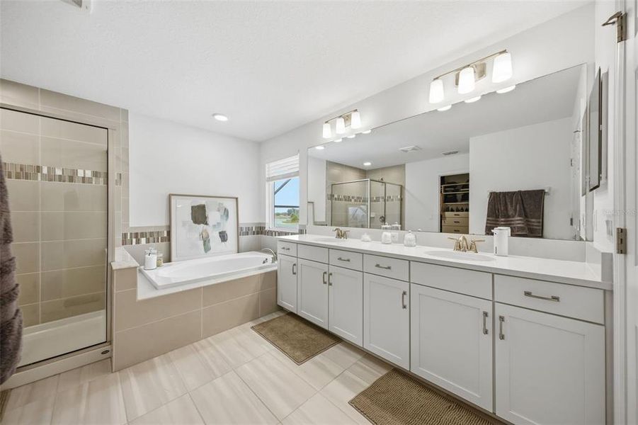 Furnished interior view inside a new home in Whispering Oaks Preserve, Wesley Chapel (Image 61). Furnished interior view inside a new home in Whispering Oaks Preserve, Wesley Chapel (Image 61).