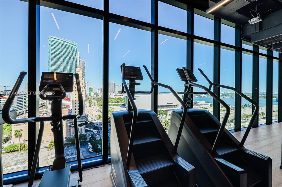 Community amenities in The Elser Hotel & Residences, Miami (Image 60).