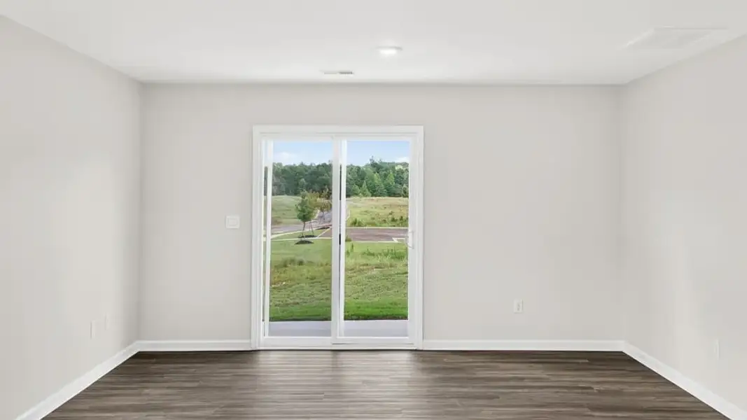 Spacious, unfurnished interior of a new home in Durbin Meadows, Fountain Inn (Image 19).