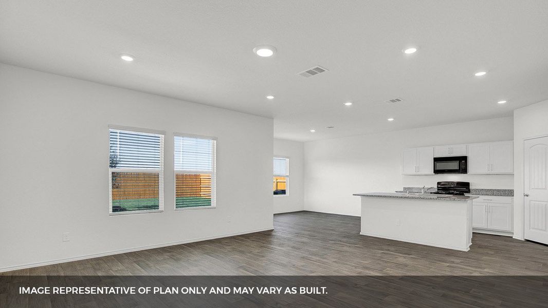 Spacious, unfurnished interior of a new home in Durango, Mustang Ridge (Image 13).