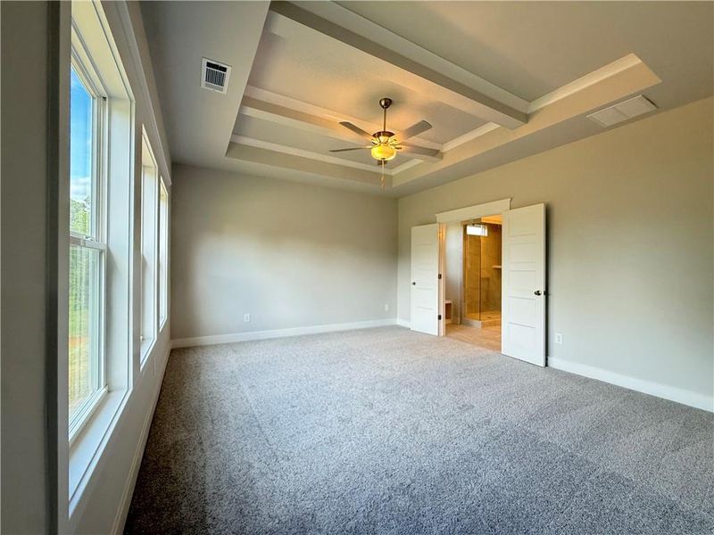 Spacious, unfurnished interior of a new home in Ponderosa Farms Reserve, Gainesville (Image 42).