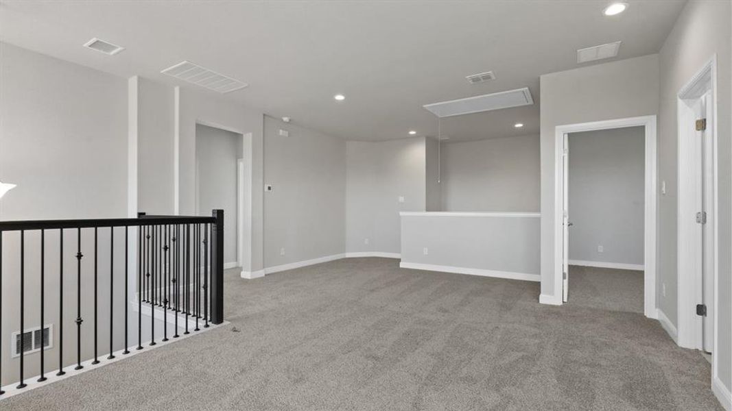 Spacious, unfurnished interior of a new home in Treeline, Justin (Image 22).