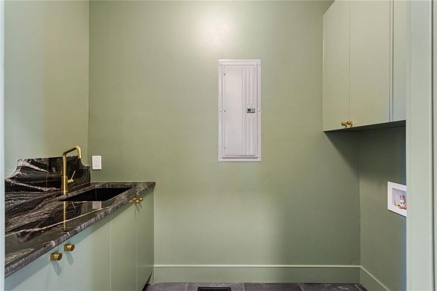 Spacious, unfurnished interior of a new home in , Smyrna (Image 61).