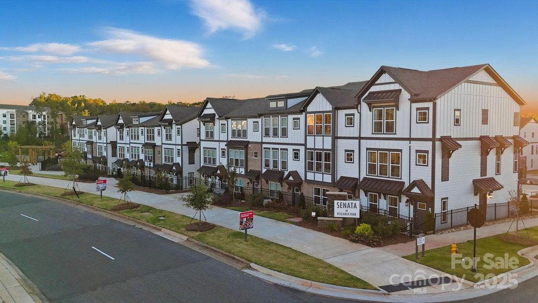 Senata at Research Park