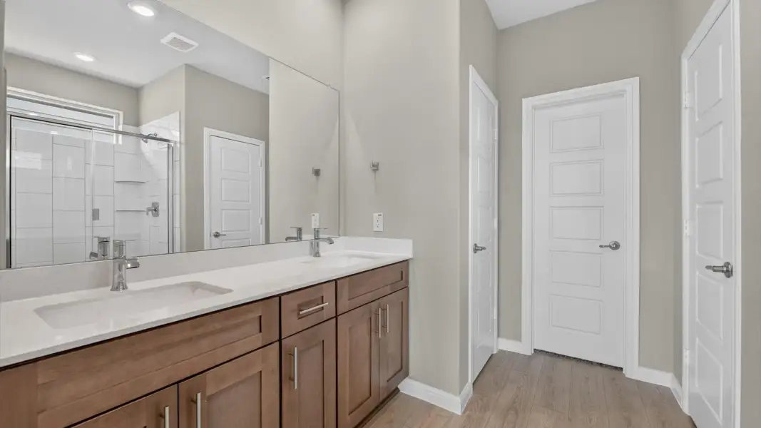 Furnished interior view inside a new home in Bluestem, Rhome (Image 10).