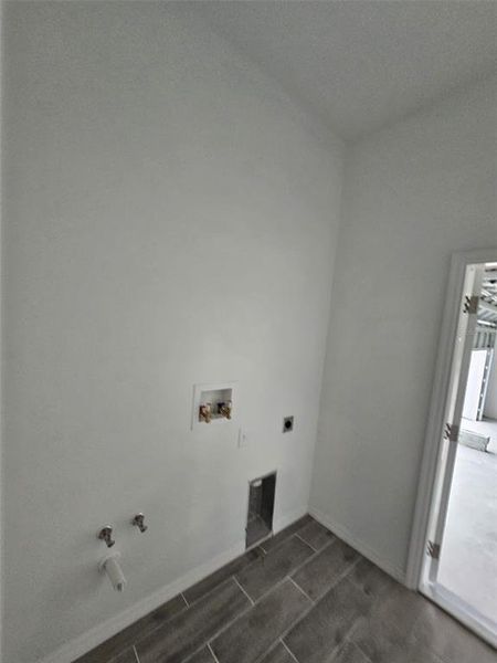 Image 16 of a home in .