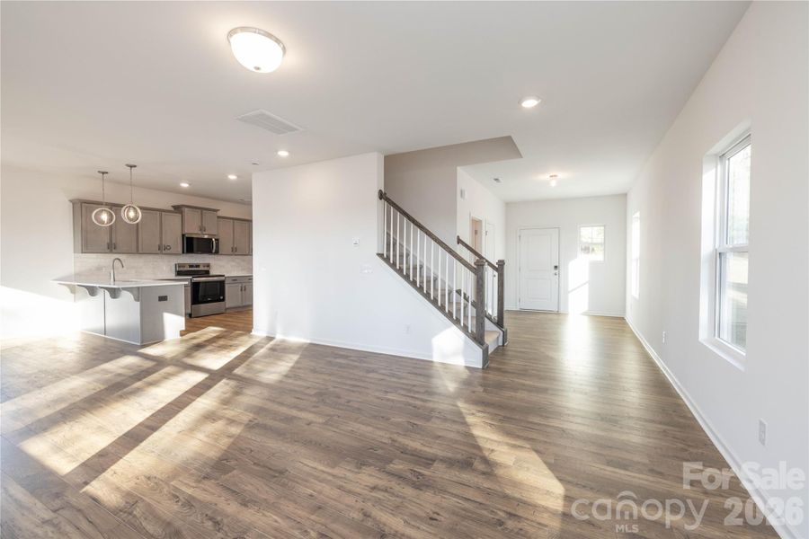 Spacious, unfurnished interior of a new home in Grandview, Albemarle (Image 25).