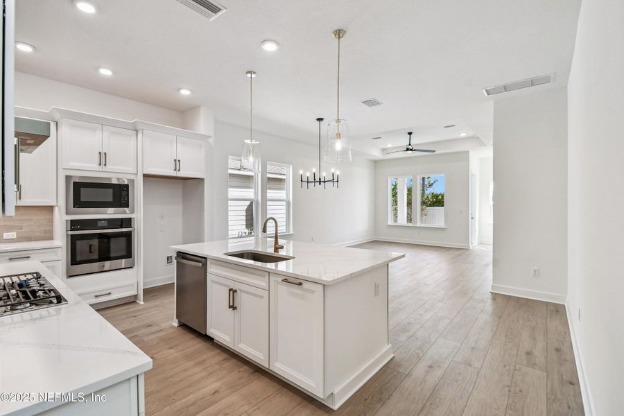 Furnished interior view inside a new home in Crosswinds 40’, Ponte Vedra (Image 8).
