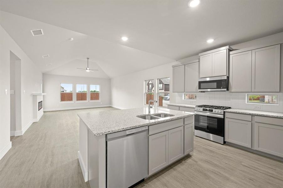 Furnished interior view inside a new home in Llano Springs, Fort Worth (Image 7).