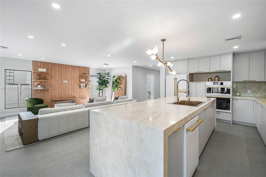 Furnished interior view inside a new home in , Pompano Beach (Image 48). Furnished interior view inside a new home in , Pompano Beach (Image 48).