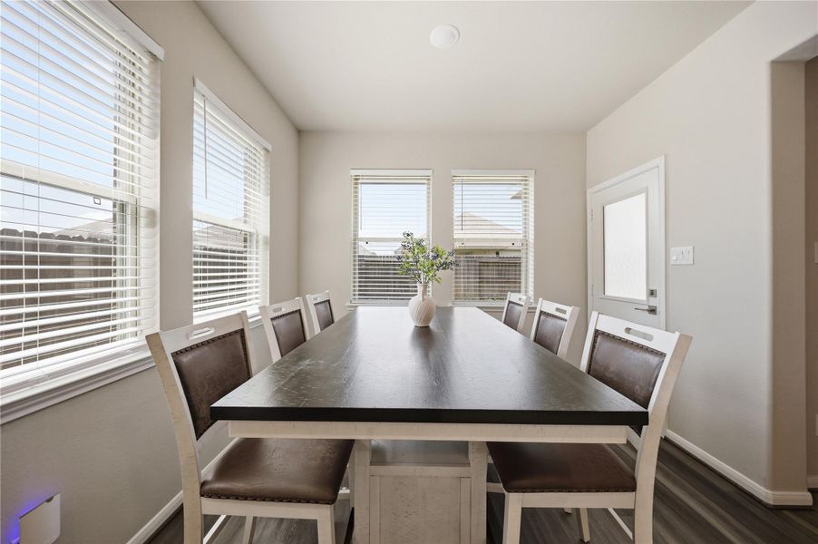 Breakfast area Breakfast area