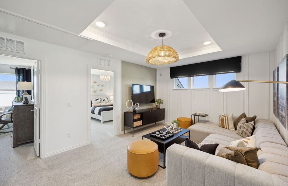 Upstairs Loft Upstairs Loft