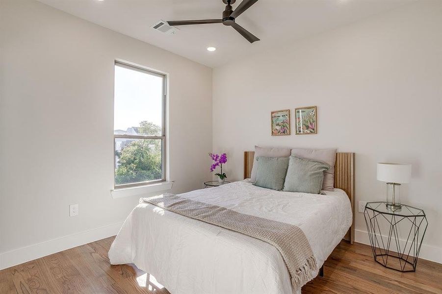 Secondary bedroom with flexible layout — perfect for guests, kids, or a home office. Secondary bedroom with flexible layout — perfect for guests, kids, or a home office.