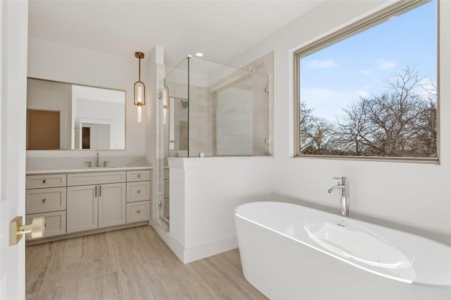 Furnished interior view inside a new home in , Dallas (Image 10).