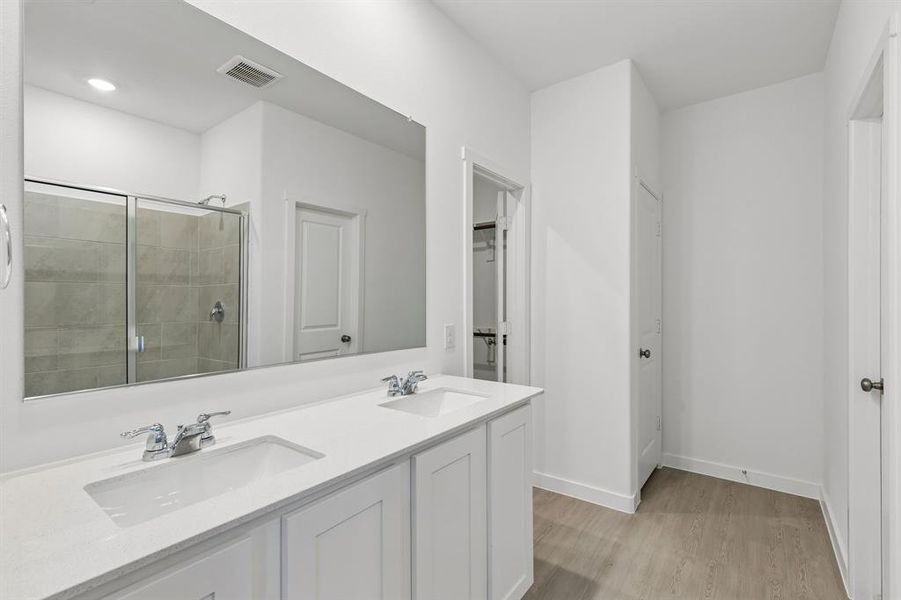 Primary Ensuite Bath