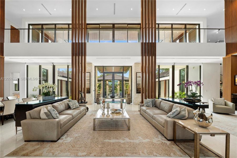 Community amenities in , Coral Gables (Image 31).