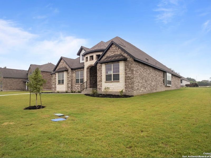 Image 34 of a home in Potranco Oaks. Image 34 of a home in Potranco Oaks.