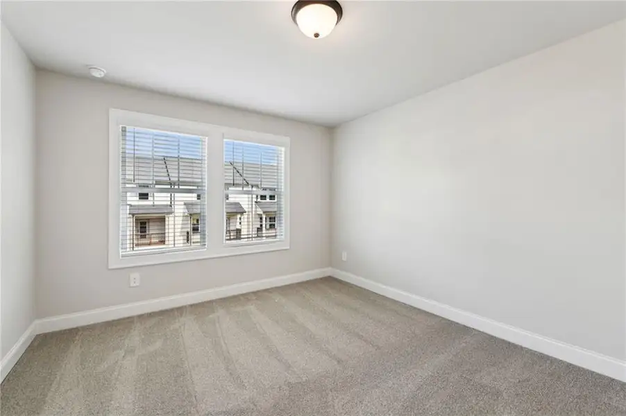 Spacious, unfurnished interior of a new home in , Lawrenceville (Image 37).