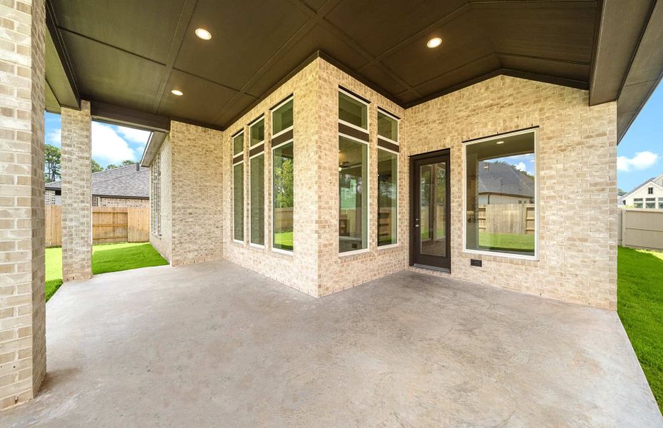Representative exterior details of a home built from the 3070AU by Ravenna Homes in Audubon 60′, Magnolia (Image 3).