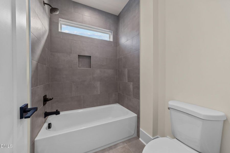 26-web-or-mls-VB4A8046