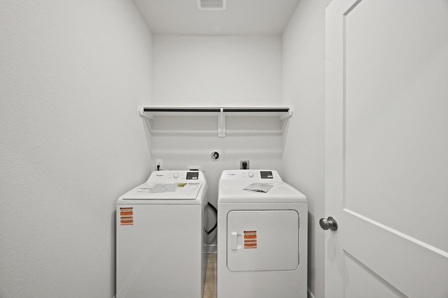 Furnished interior view inside a new home in Lonestar Collection at Paloma at Sanford Farms, Waller (Image 5). Furnished interior view inside a new home in Lonestar Collection at Paloma at Sanford Farms, Waller (Image 5).