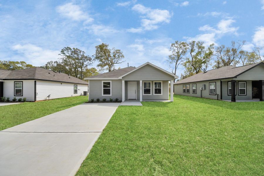 Image 4 of a home in . Image 4 of a home in .