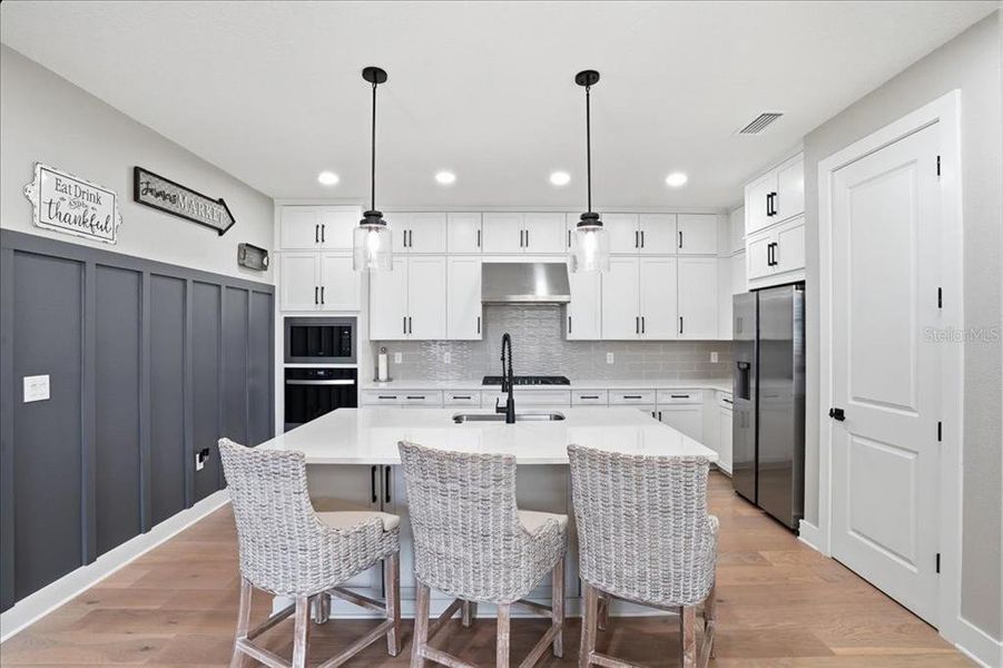 Furnished interior view inside a new home in , Venice (Image 40).