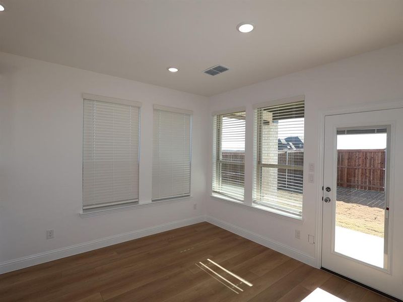 Spacious, unfurnished interior of a new home in Lily Creek at Sutton Fields, Aubrey (Image 12). Spacious, unfurnished interior of a new home in Lily Creek at Sutton Fields, Aubrey (Image 12).