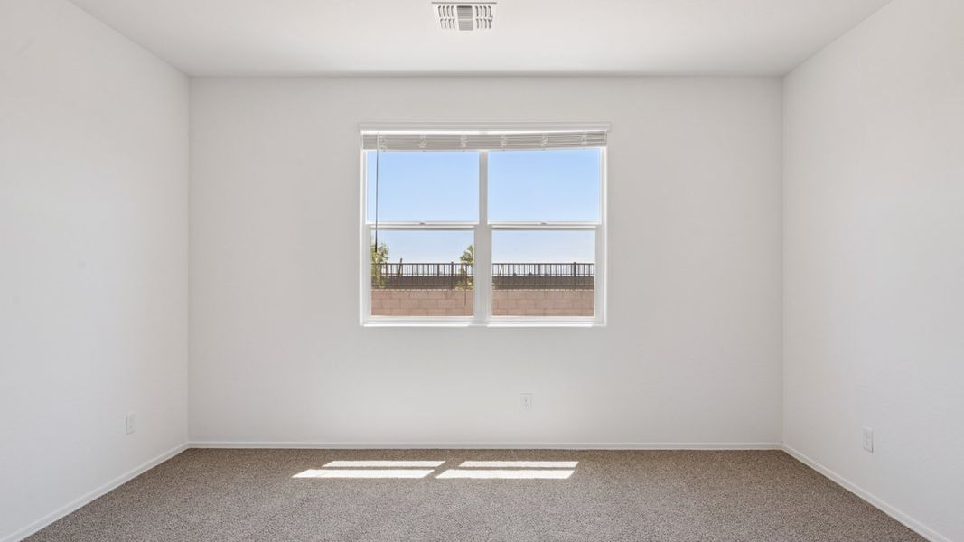 Spacious, unfurnished interior of a new home in Moonlight, Maricopa (Image 18).