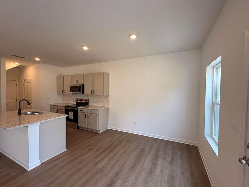 Image 32 of a home in Leydenview.